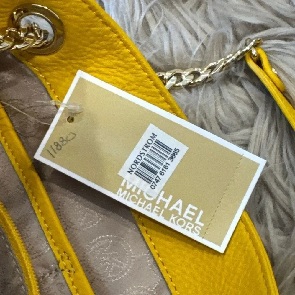 NWT Michael Kors Jet Set Chain Purse in citrus yellow color